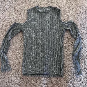 Shoulder cut-out long sleeve top